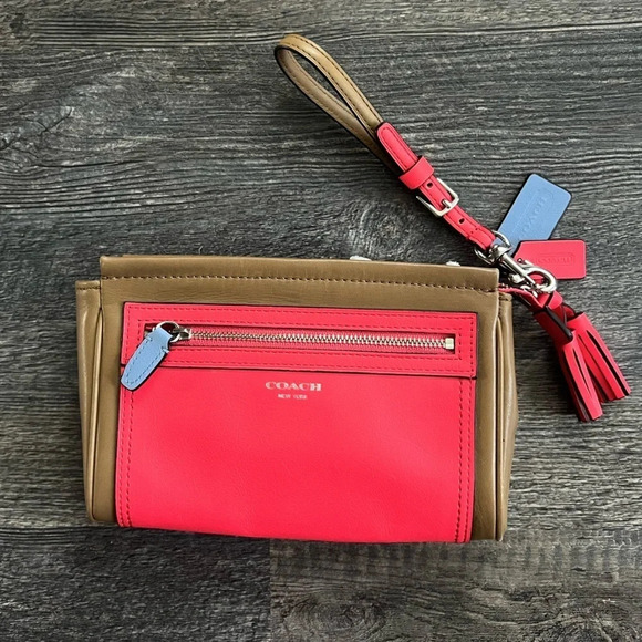 Coach Legacy Color Block Clutch Watermelon Light Sand - Picture 1 of 8